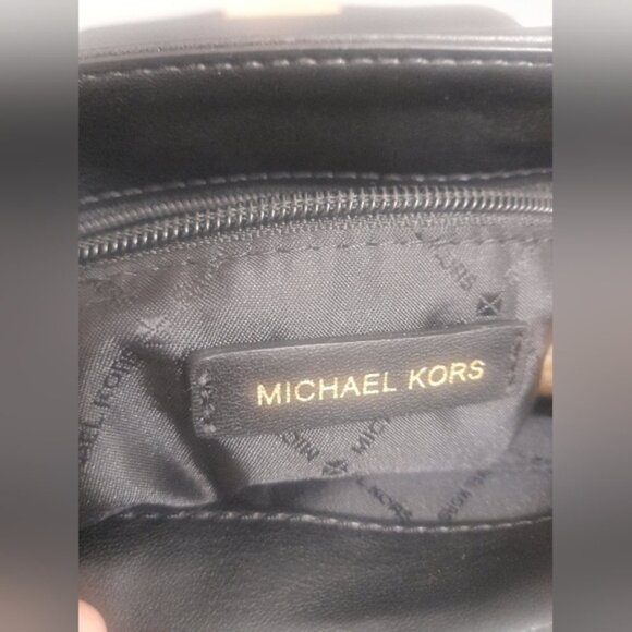 Michael Kors Black Serena Quilted Chain Shoulder Bag - Picture 11 of 16